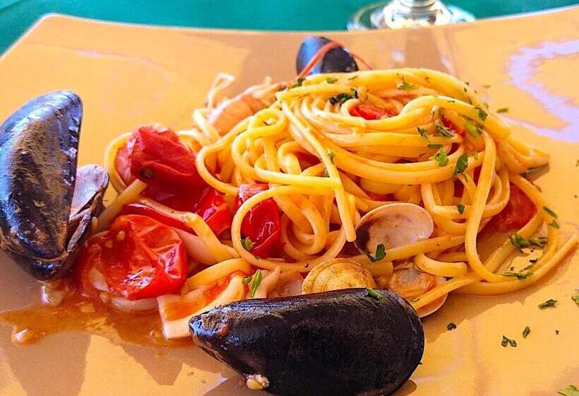 Szálloda Albergo Lido Diomedee