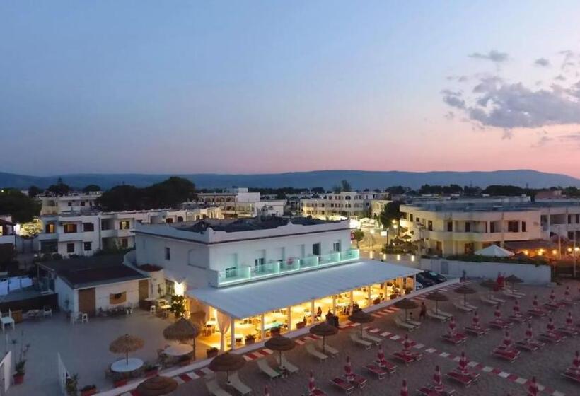 Szálloda Albergo Lido Diomedee