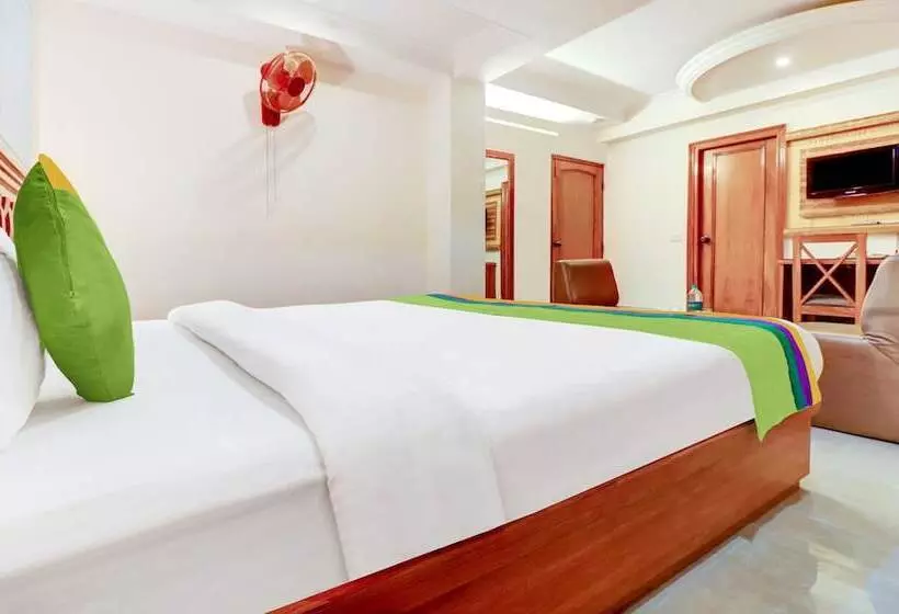 ホテル Treebo Calista, Patel Nagar