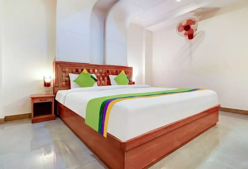ホテル Treebo Calista, Patel Nagar