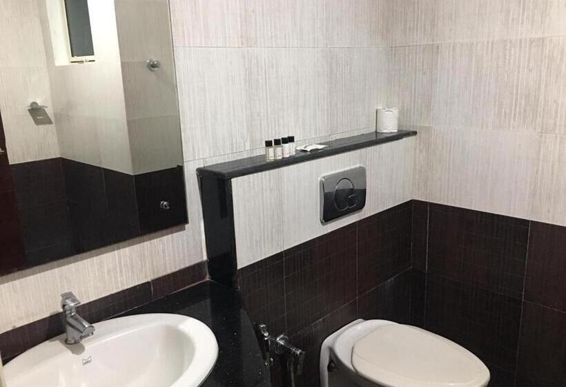 אתר נופש Nakshatra Emerald