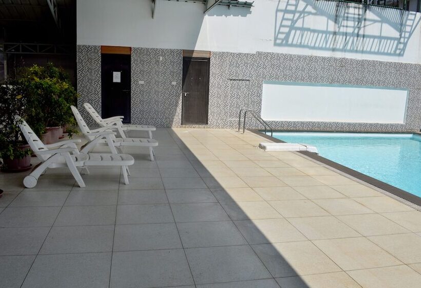 אתר נופש Nakshatra Emerald