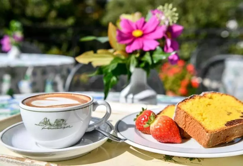 & Appartements Perwanger