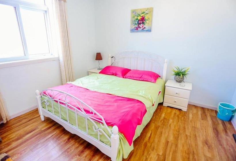 旅馆 Qingdao Ningye Xiaozhu