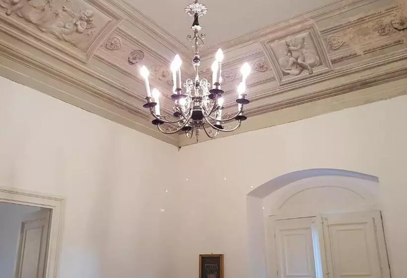 تختخواب و صبحانه Il Cortile Del Marchese Beccadelli