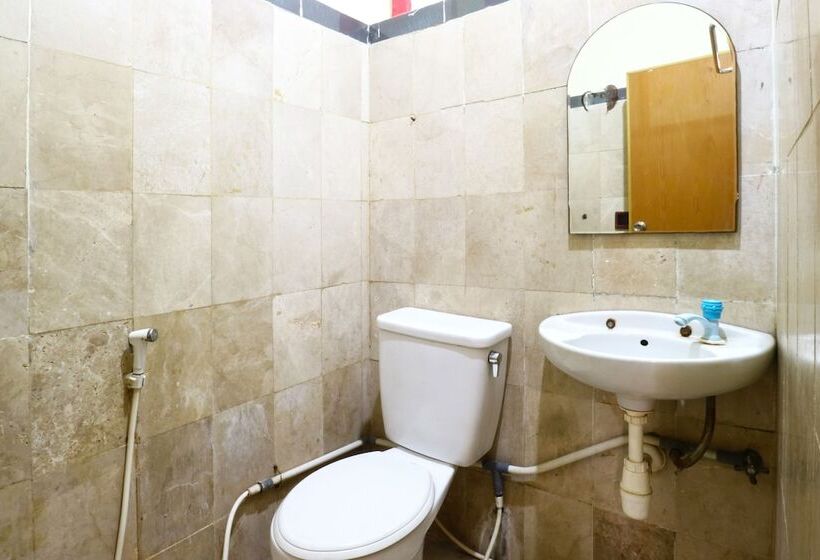 Bed and Breakfast Wisma Gading Indah 1