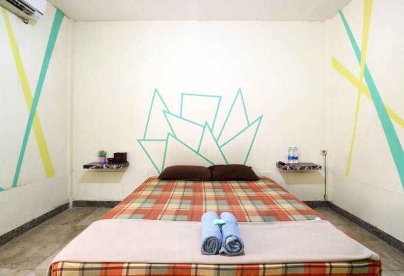 Bed and Breakfast Wisma Gading Indah 1