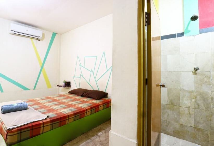 Bed and Breakfast Wisma Gading Indah 1