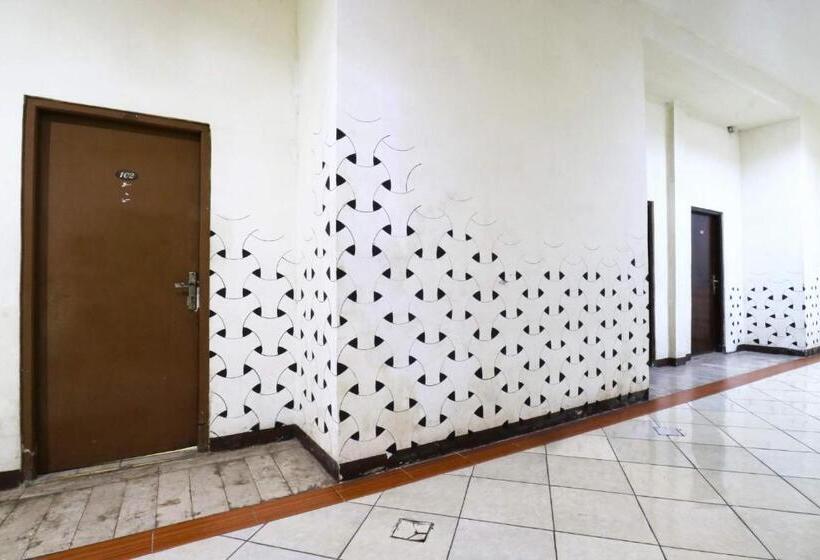 Bed and Breakfast Wisma Gading Indah 1