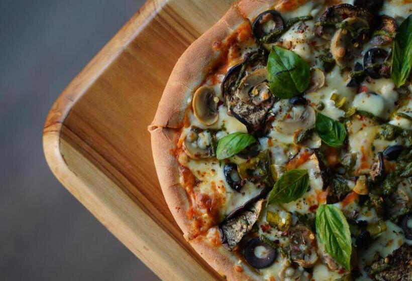 هتل Ishan   A Ganges Riverside Retreat By Salvus