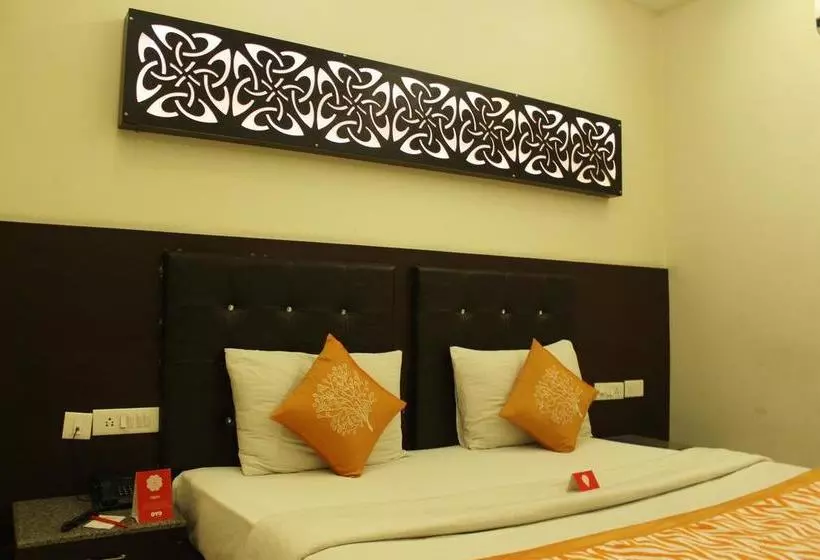 ホテル Oyo Premium Agra Cantt Idgah Road