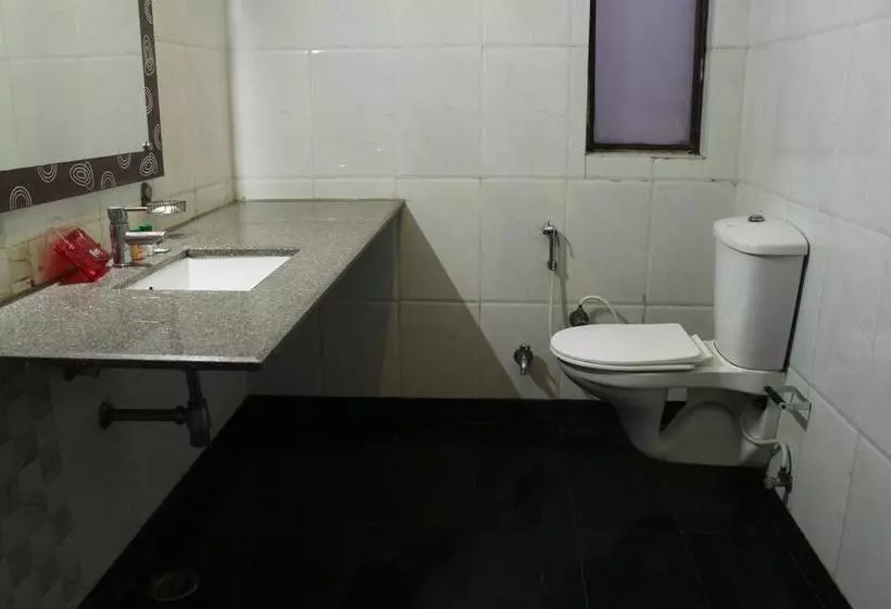 ホテル Oyo Premium Agra Cantt Idgah Road