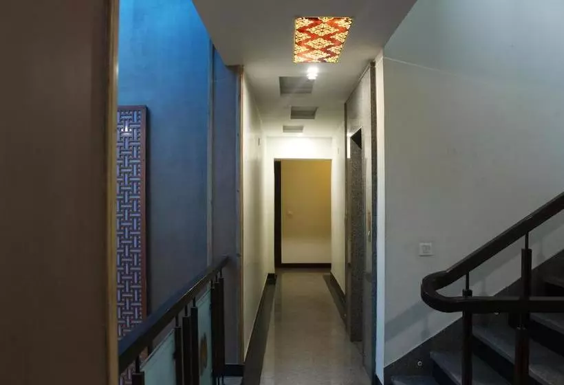 ホテル Oyo Premium Agra Cantt Idgah Road