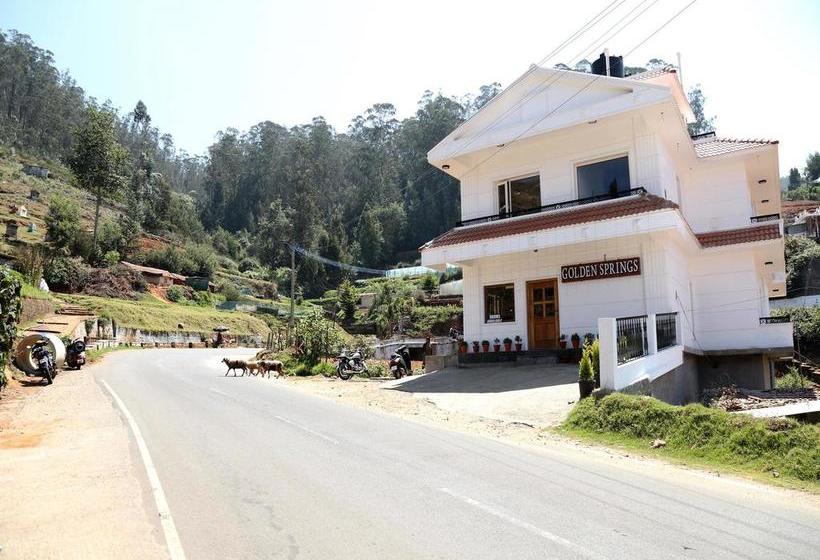 هتل Oyo Rooms Kotagiri Road Near Tea Factory Ooty
