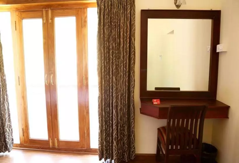 ホテル Oyo Rooms Kotagiri Road Near Tea Factory Ooty