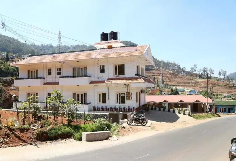 ホテル Oyo Rooms Kotagiri Road Near Tea Factory Ooty