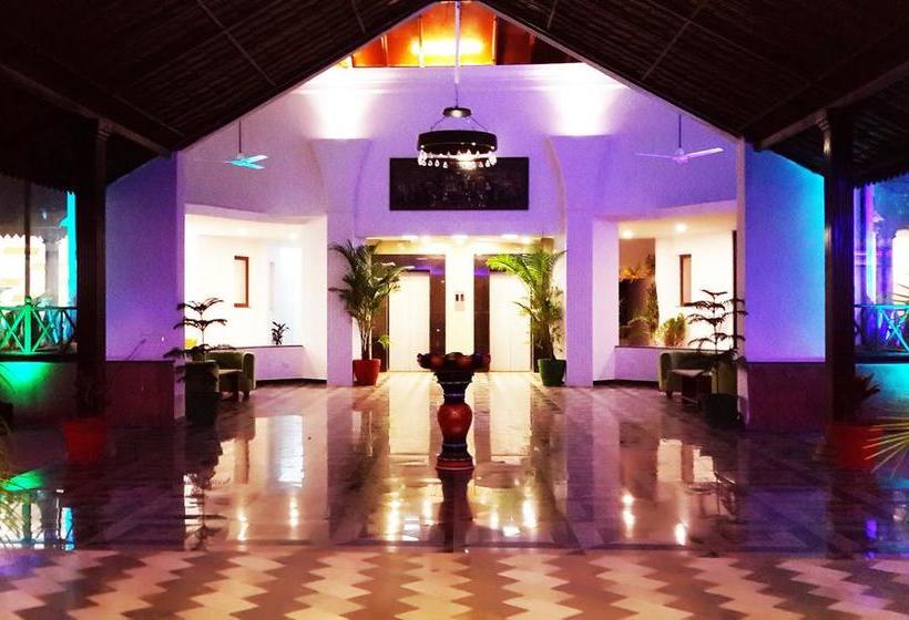 فندق The Grand Midway