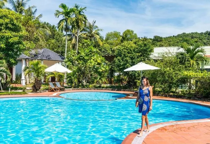 Long Mountain Resort