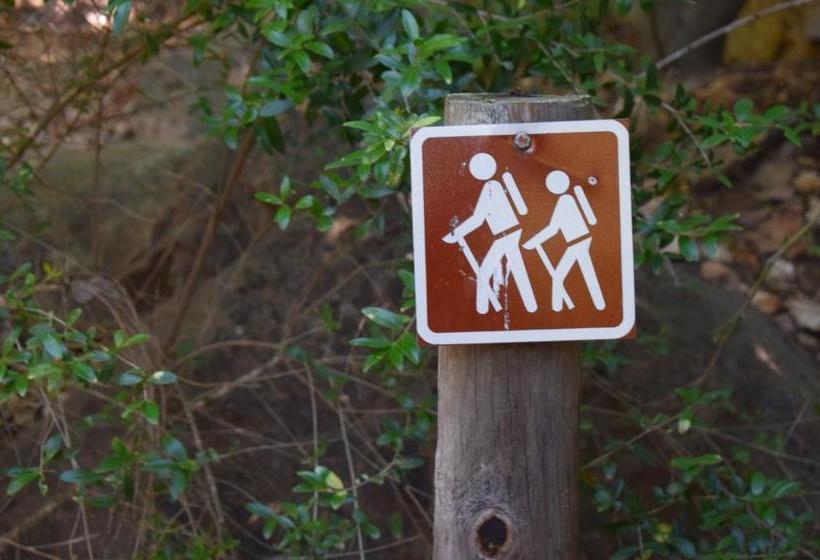 리조트 The Baths Natural Hot Springs