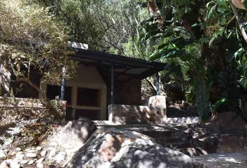 リゾートホテル The Baths Natural Hot Springs