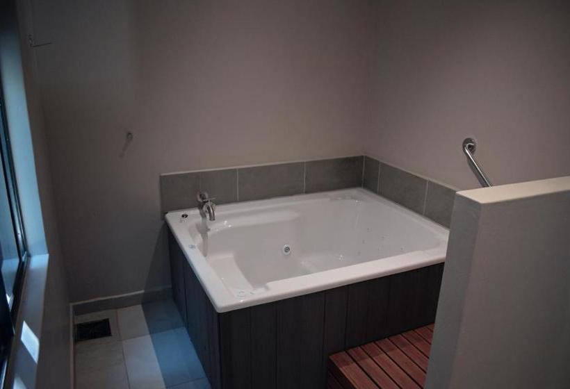 리조트 The Baths Natural Hot Springs