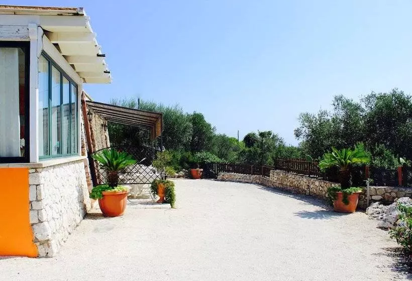 Amoru Bed & Breakfast