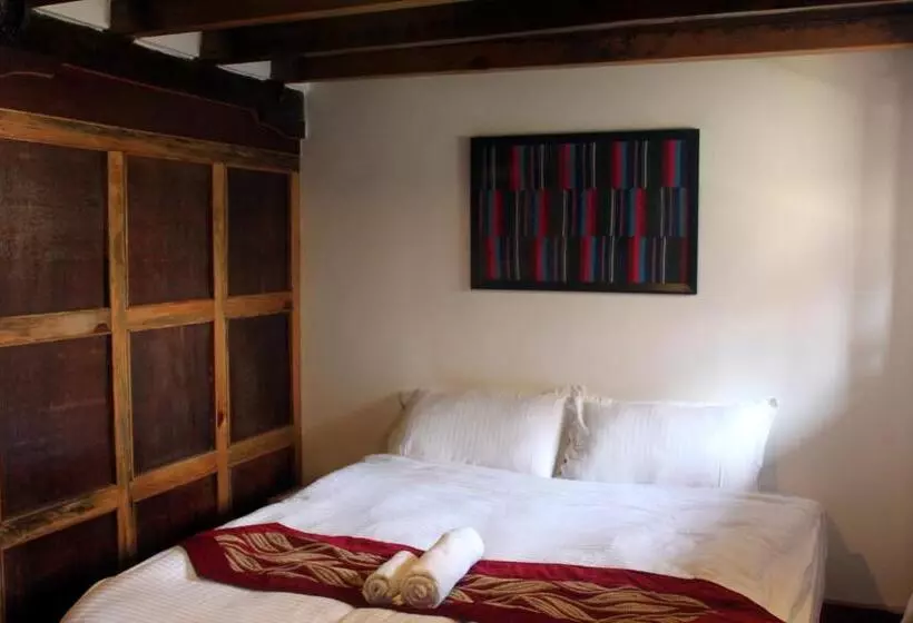 تختخواب و صبحانه Boutique Heritage Home