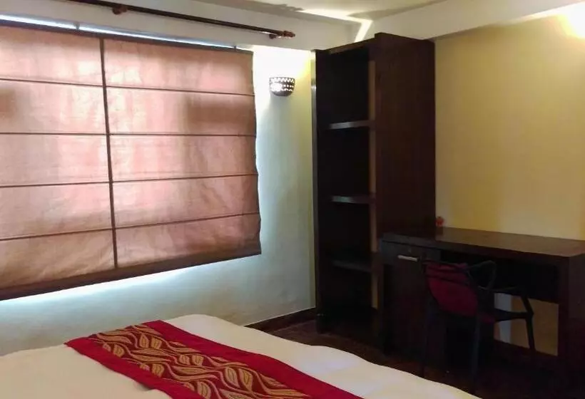 تختخواب و صبحانه Boutique Heritage Home