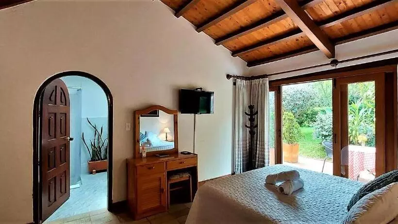 ベッドアンドブレックファースト Hacienda El Pinar Del Viento