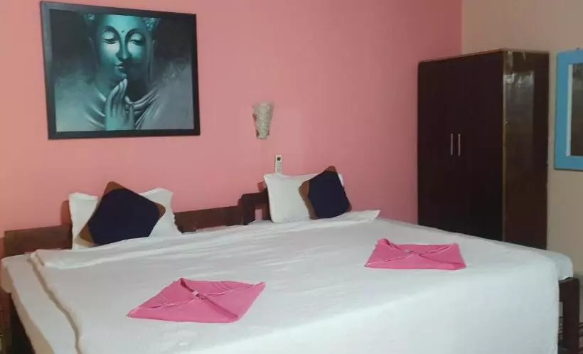 Bed and Breakfast Shiva Cottages