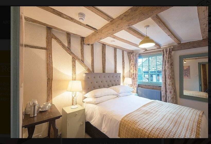 تختخواب و صبحانه The Standard Inn