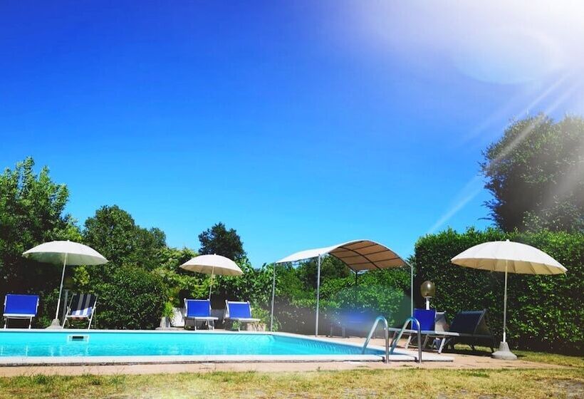 ホテル Albergo B&b Tenesi