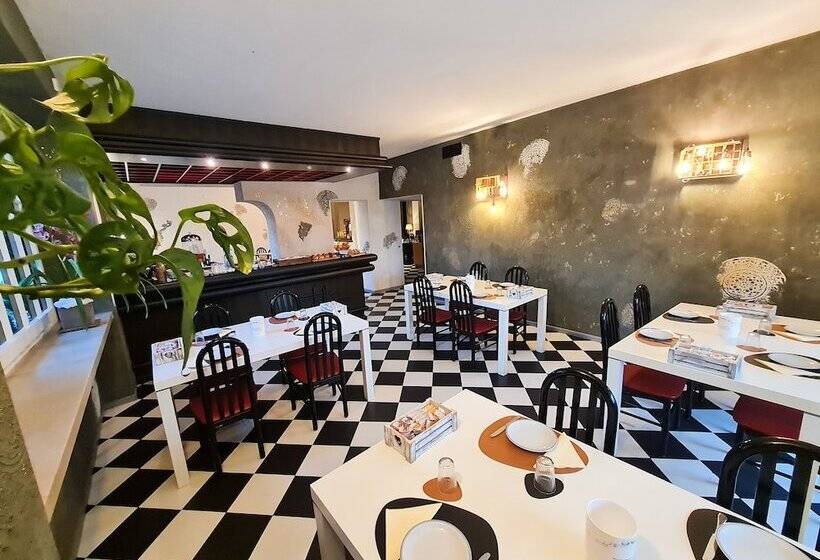 ホテル Albergo B&b Tenesi