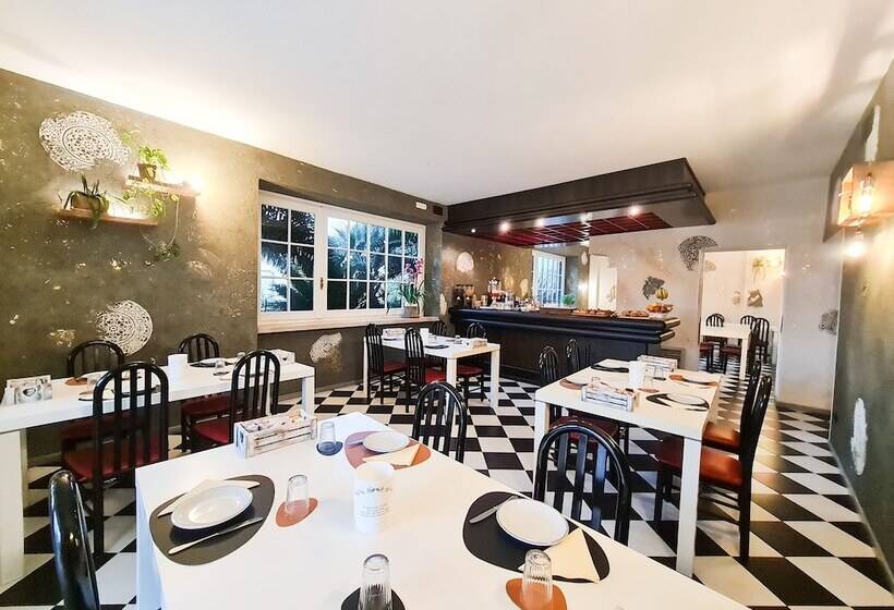 ホテル Albergo B&b Tenesi