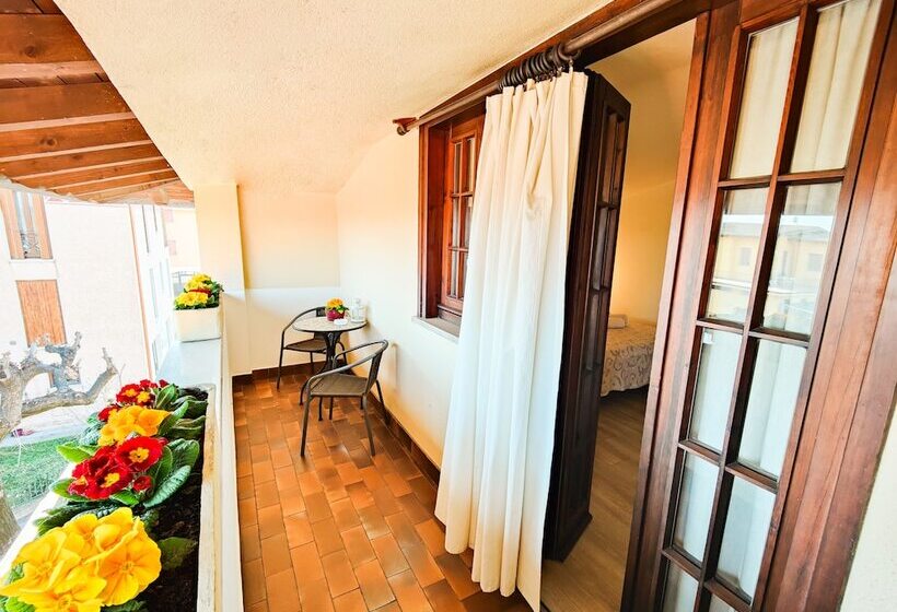 ホテル Albergo B&b Tenesi