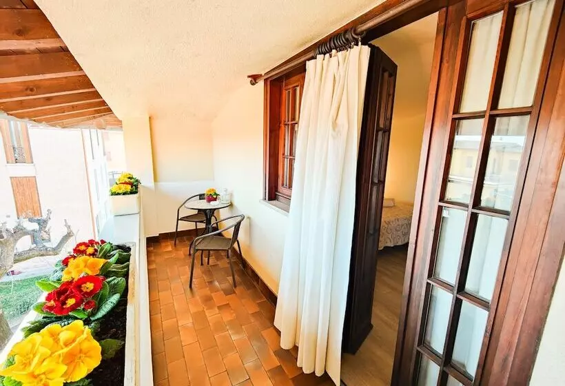 ホテル Albergo B&b Tenesi