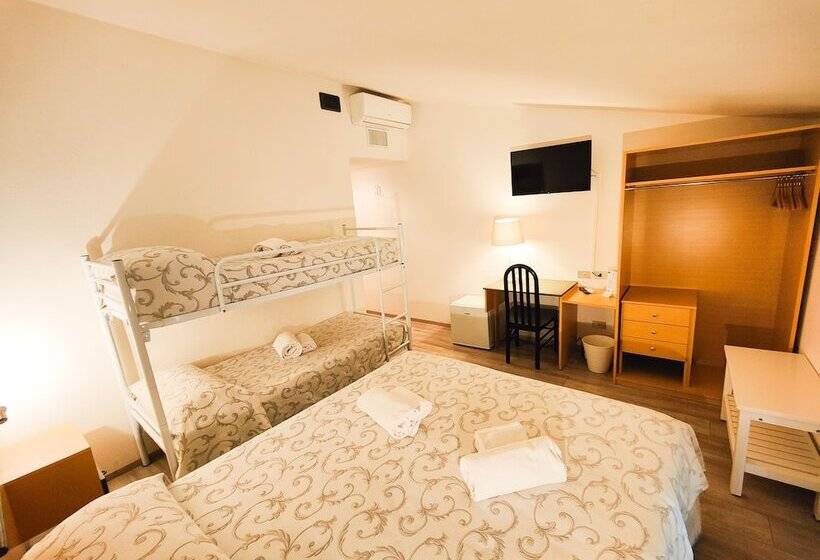 ホテル Albergo B&b Tenesi