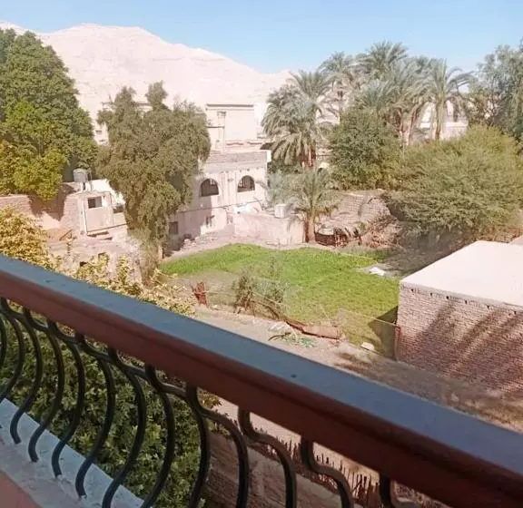 هتل Amenophis