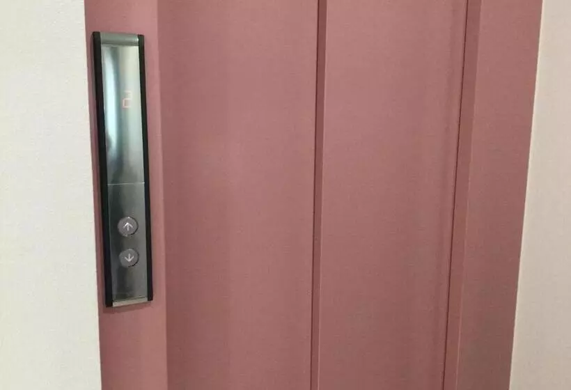 Hotelli Business Inn Grandeur Fuchu