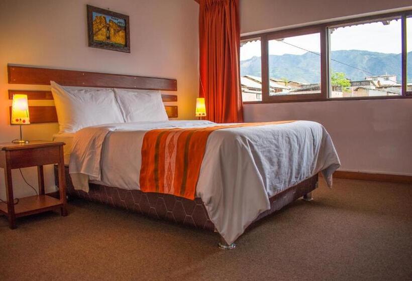 Hotel Explorer Deluxe