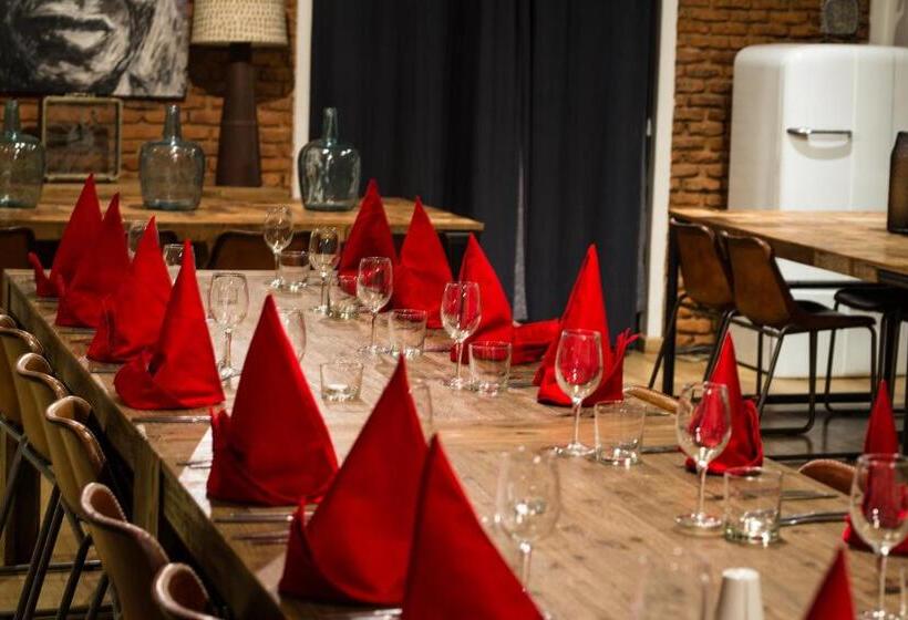 هتل Latitude 13 Degrees