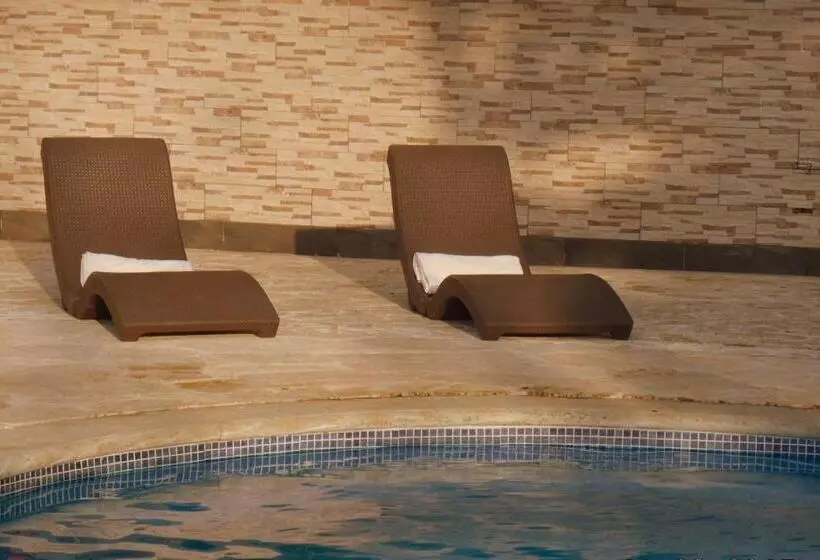 هتل Oasis De Las Palmas