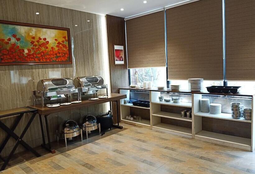 酒店 The Byke Signature