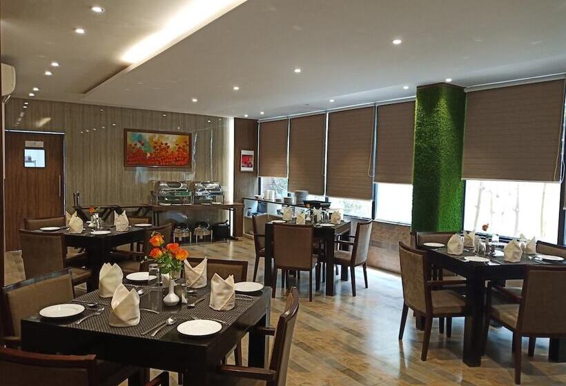 酒店 The Byke Signature