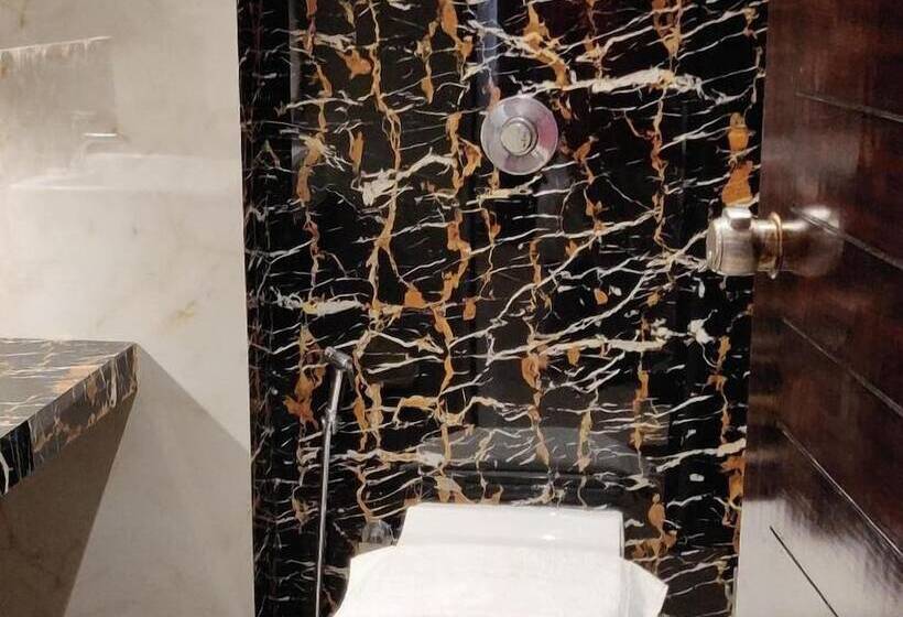 酒店 The Byke Signature