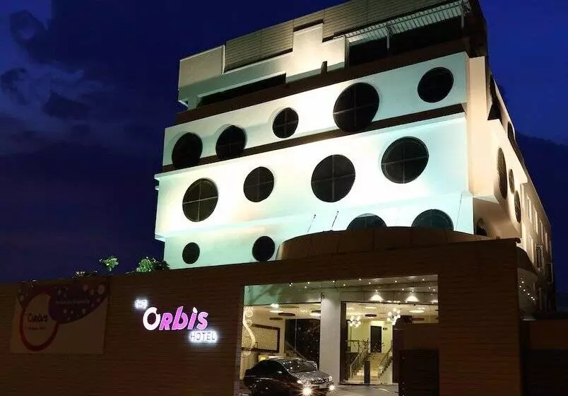 هتل The Orbis