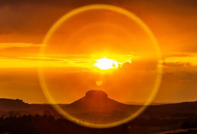 בית מלון כפרי Waldhäusel