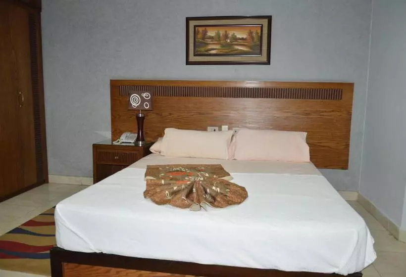 Tolip Inn Resort Fayed