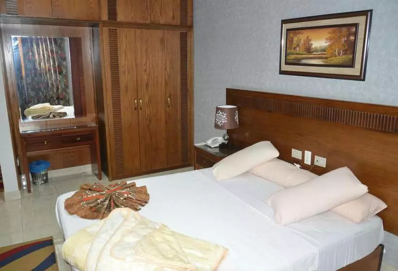 Tolip Inn Resort Fayed