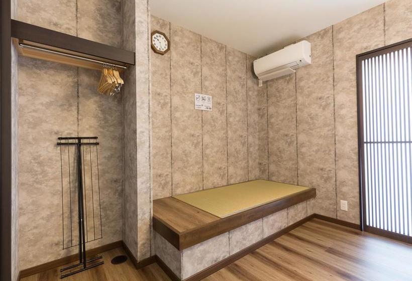 הוסטל Maisan Chi Guesthouse & Cafe